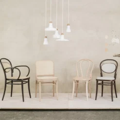 20 Chair with Arms - Upholstered