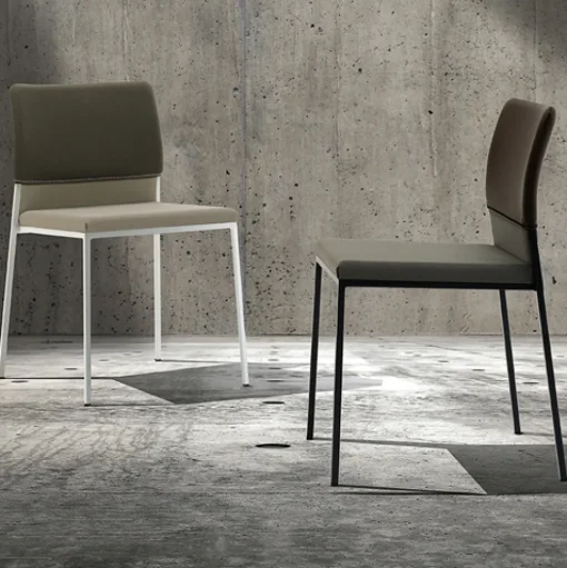Hat Chair