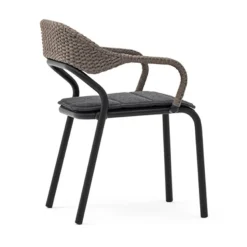 Noss Chair